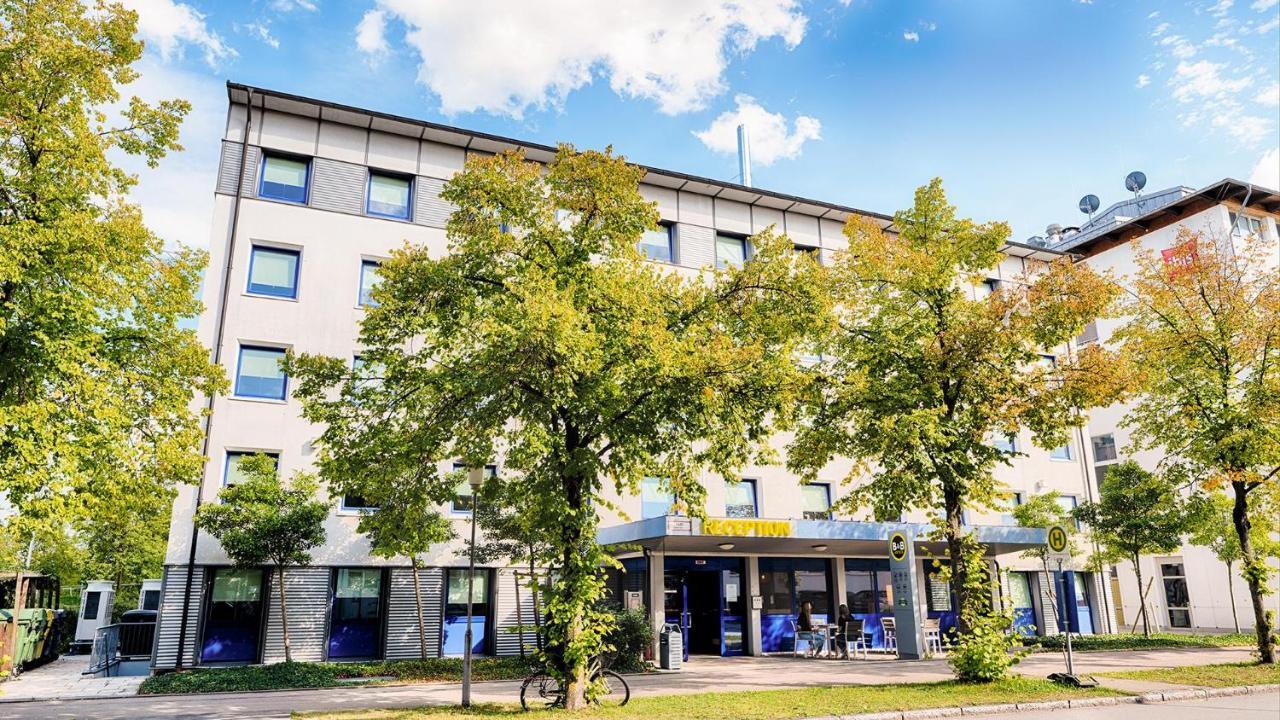 B&B Hotel Muenchen-Garching Garching bei München Eksteriør billede