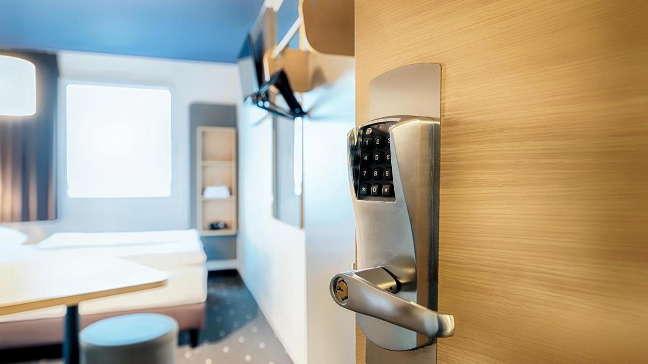 B&B Hotel Muenchen-Garching Garching bei München Eksteriør billede