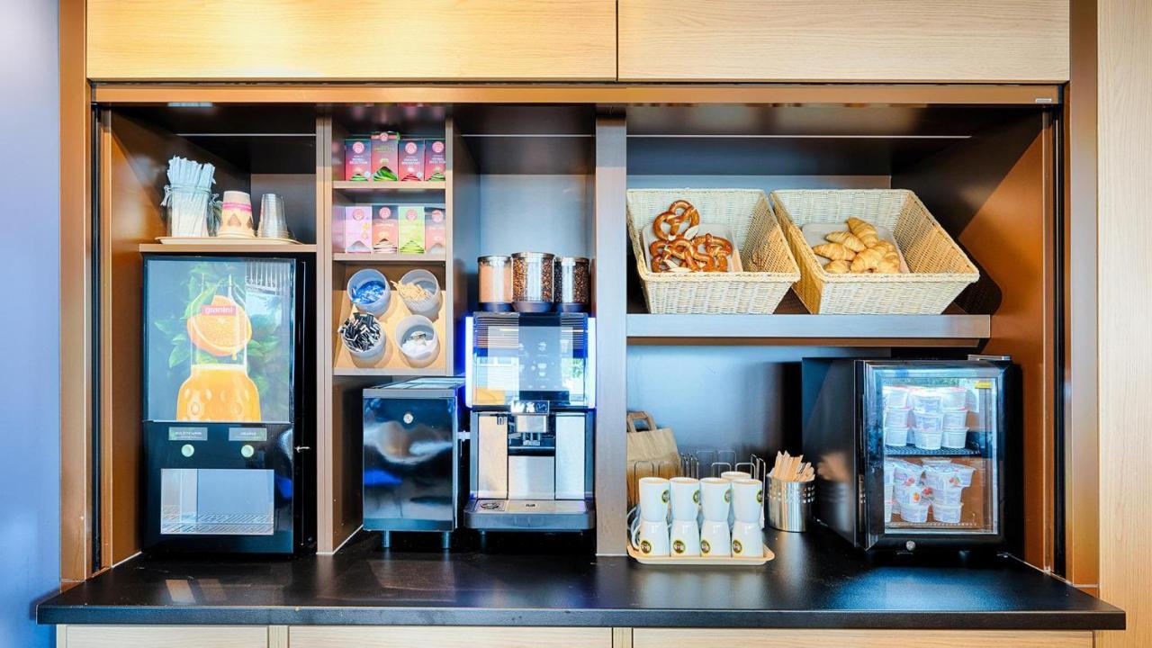 B&B Hotel Muenchen-Garching Garching bei München Eksteriør billede