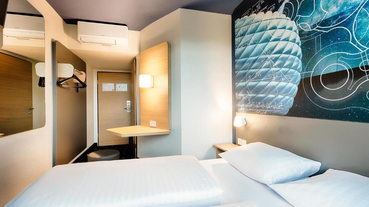 B&B Hotel Muenchen-Garching Garching bei München Eksteriør billede