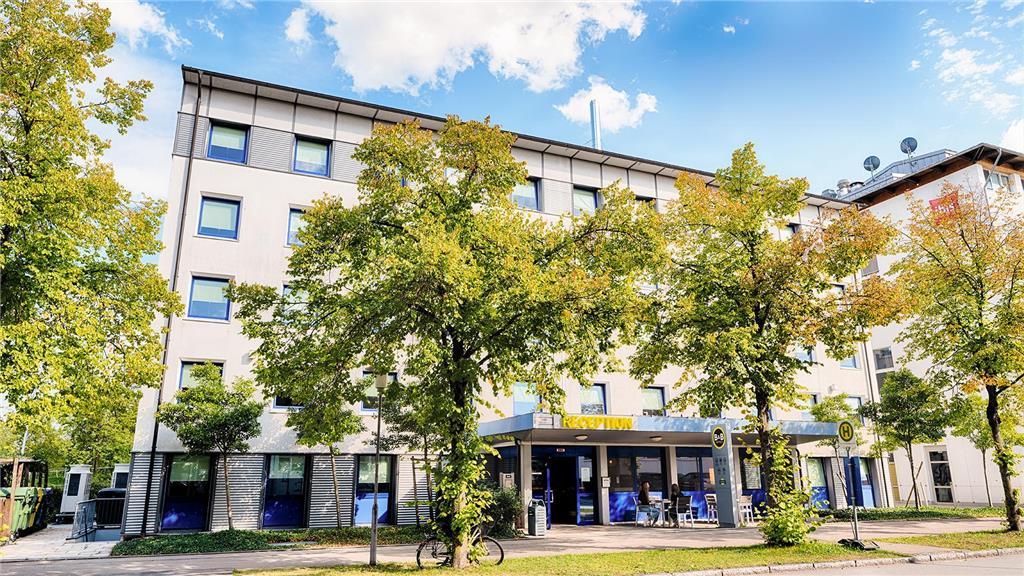 B&B Hotel Muenchen-Garching Garching bei München Eksteriør billede