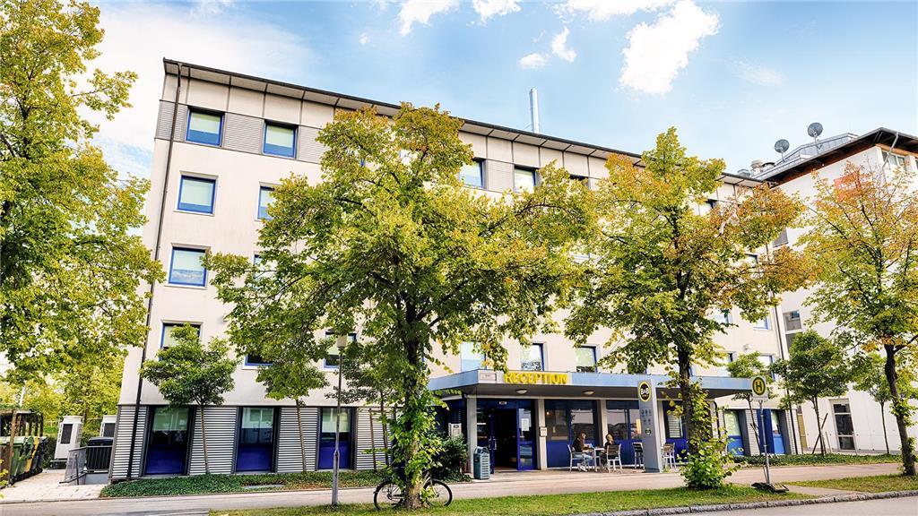 B&B Hotel Muenchen-Garching Garching bei München Eksteriør billede